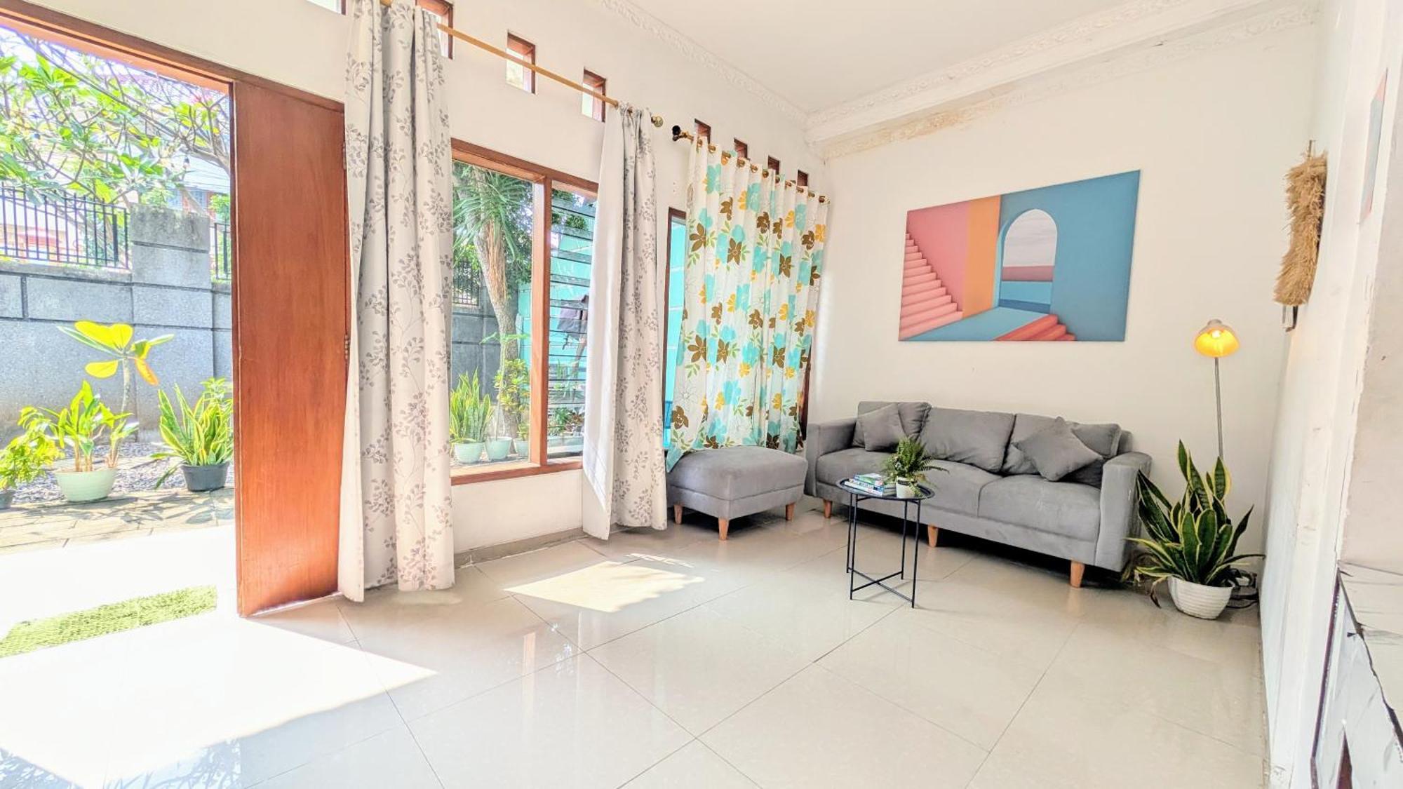 Homey Guesthouse Kertajaya สุราบายา ภายนอก รูปภาพ