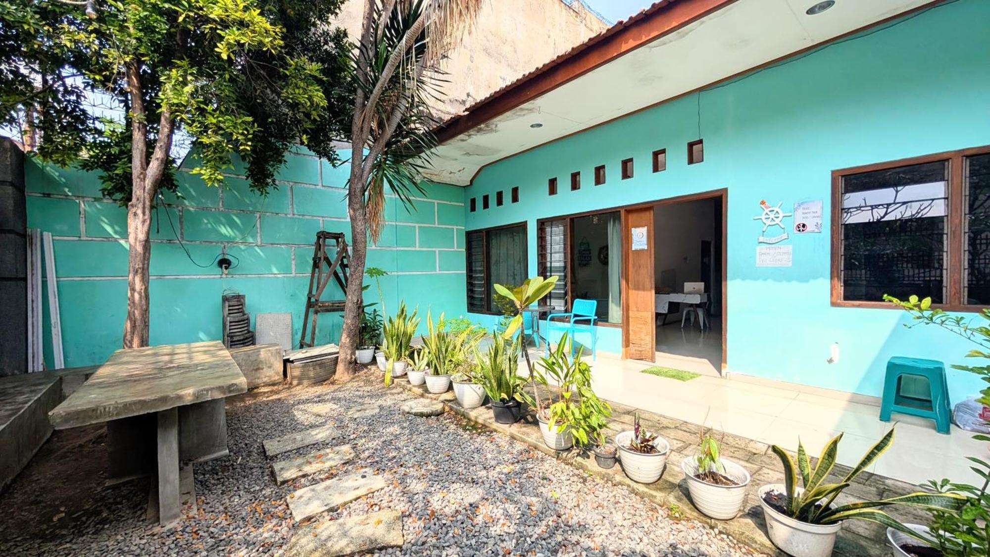 Homey Guesthouse Kertajaya สุราบายา ภายนอก รูปภาพ
